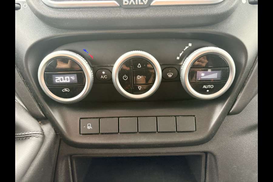 Iveco Daily 35C16 3.0 160PK Laadklep Zijdeur Camera Climate Control Bluetooth Bakwagen Meubelbak Koffer