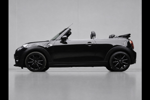 MINI Cabrio 1.5 Cooper Chili Sport (CABRIO,NAVI,CAMERA,STOELVERWARMING,XENON,CLIMATE,CRUISE,BLACK EDTION,SPORTSTOELEN,LM VELGEN)