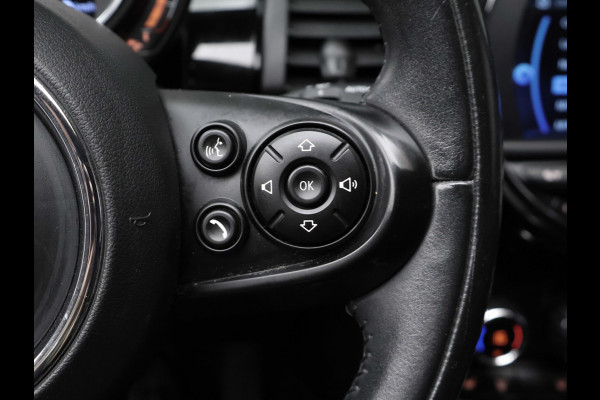 MINI Cabrio 1.5 Cooper Chili Sport (CABRIO,NAVI,CAMERA,STOELVERWARMING,XENON,CLIMATE,CRUISE,BLACK EDTION,SPORTSTOELEN,LM VELGEN)