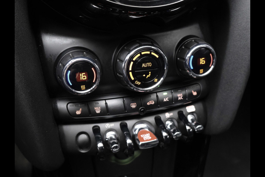 MINI Cabrio 1.5 Cooper Chili Sport (CABRIO,NAVI,CAMERA,STOELVERWARMING,XENON,CLIMATE,CRUISE,BLACK EDTION,SPORTSTOELEN,LM VELGEN)