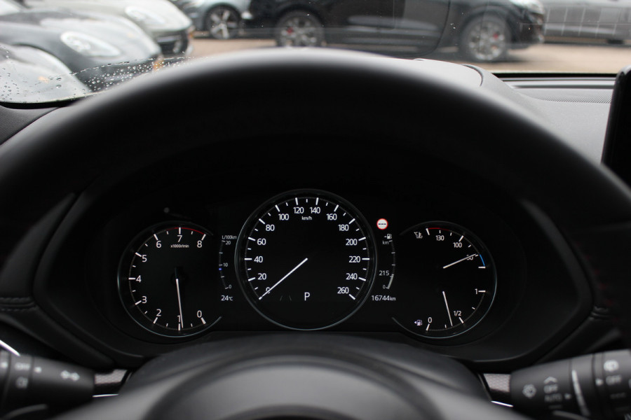 Mazda CX-5 2.0 e-SkyActiv-G M Hybrid 165 Homura / Trekhaak / Schuifdak / 360Camera / Head-up / Leder / 19'' / Bose / Keyless / Stoelventilatie+Verwarmd / Dodehoek / DAB / ACC