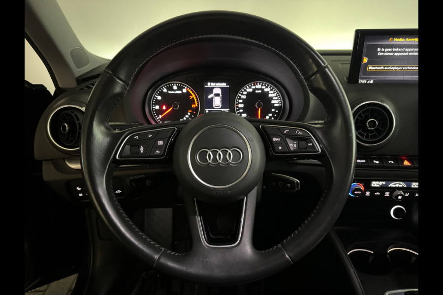 Audi A3 SPORTBACK 1.5 TFSI CoD Pro Line Pano|Stoelverwarming|Volleder|Cruise Control