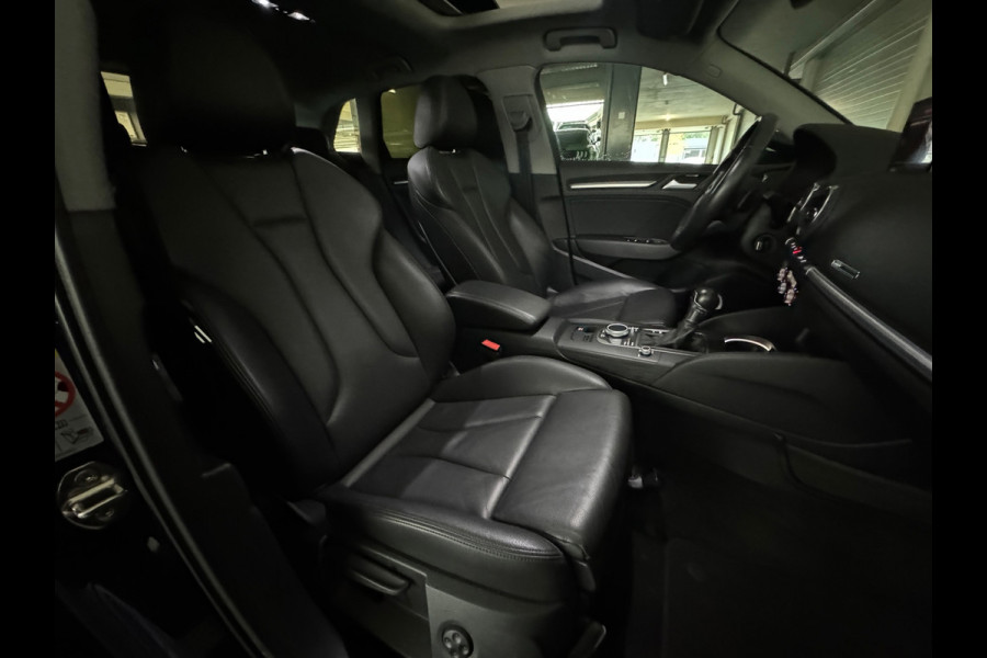 Audi A3 SPORTBACK 1.5 TFSI CoD Pro Line Pano|Stoelverwarming|Volleder|Cruise Control