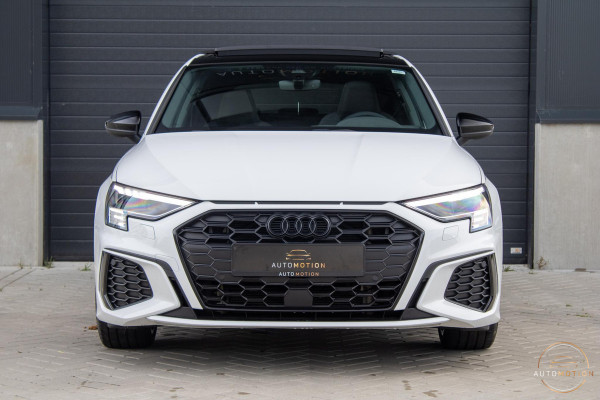 Audi A3 Sportback 45 TFSIe S line Competition PANO MAXTON MATRIX CAMERA KEYLESS