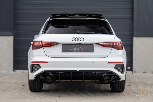 Audi A3 Sportback 45 TFSIe S line Competition PANO MAXTON MATRIX CAMERA KEYLESS