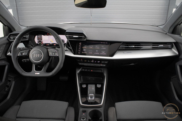 Audi A3 Sportback 45 TFSIe S line Competition PANO MAXTON MATRIX CAMERA KEYLESS