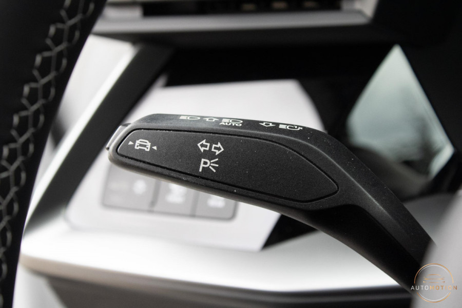 Audi A3 Sportback 45 TFSIe S line Competition PANO MAXTON MATRIX CAMERA KEYLESS