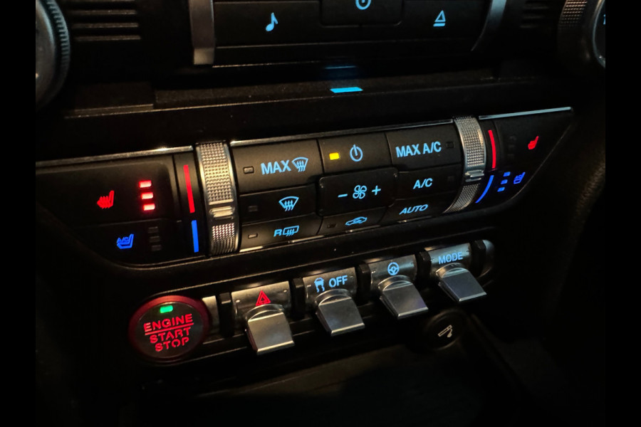 Ford Mustang Fastback 5.0 V8 GT Stoelverwarming |Stoelventilatie|Camera|Keyless|