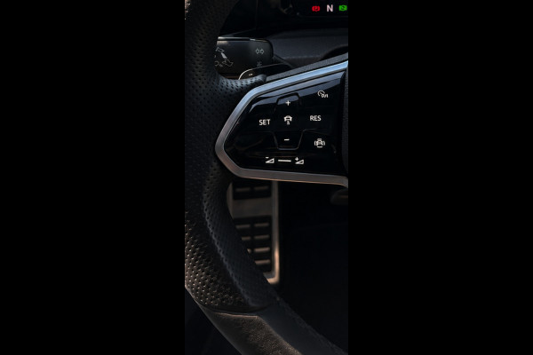 Volkswagen Golf 2.0 TSI GTI