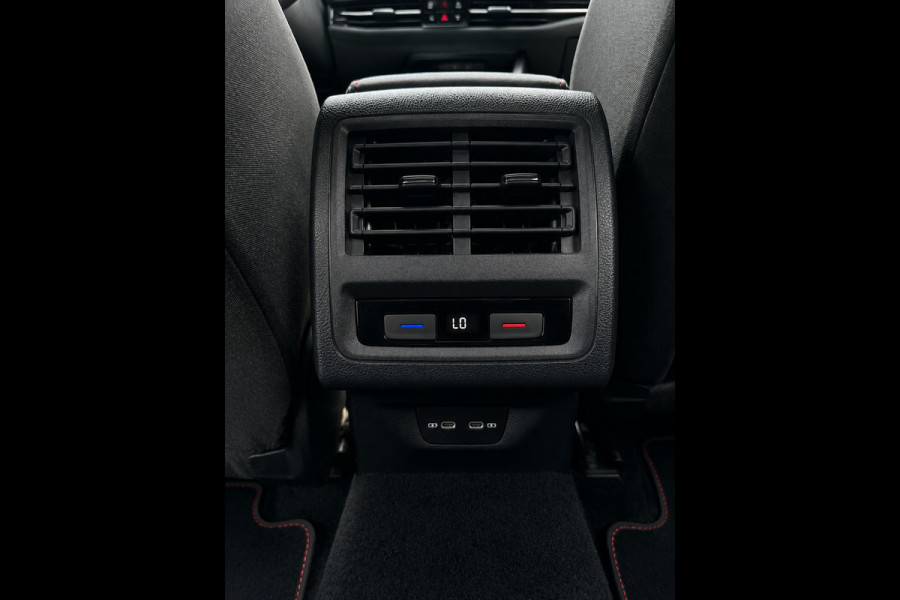 Volkswagen Golf 2.0 TSI GTI