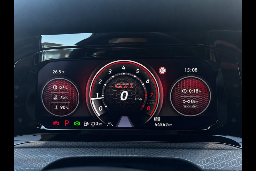 Volkswagen Golf 2.0 TSI GTI