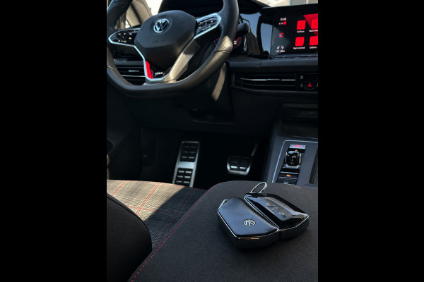 Volkswagen Golf 2.0 TSI GTI
