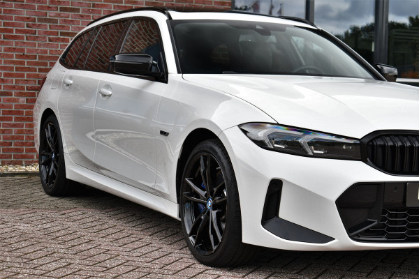BMW 3 Serie Touring 320e xDrive M-Sport Pro Pano ACC Trekh El-zetels H/K 19inch