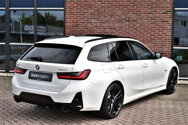 BMW 3 Serie Touring 320e xDrive M-Sport Pro Pano ACC Trekh El-zetels H/K 19inch