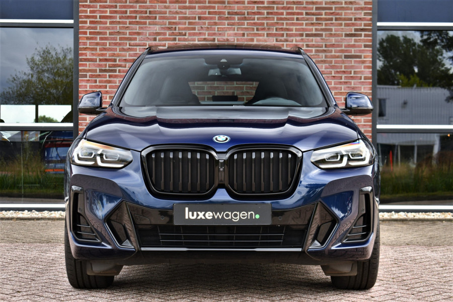 BMW X3 xDrive30e M-Sport M-zetels Pano HUD 360-cam Adp-demping 20inch