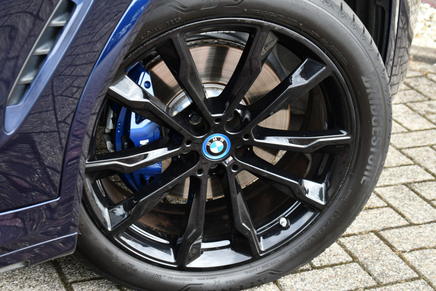 BMW X3 xDrive30e M-Sport M-zetels Pano HUD 360-cam Adp-demping 20inch