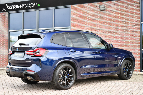 BMW X3 xDrive30e M-Sport M-zetels Pano HUD 360-cam Adp-demping 20inch