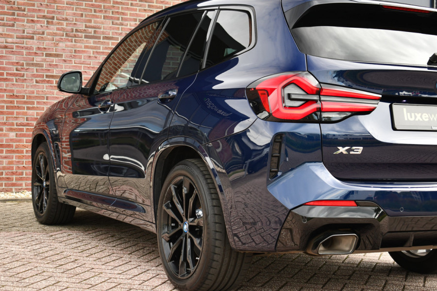 BMW X3 xDrive30e M-Sport M-zetels Pano HUD 360-cam Adp-demping 20inch