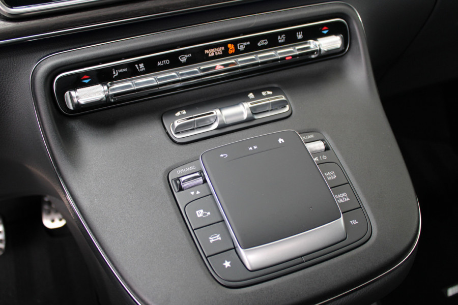 Mercedes-Benz V-Klasse 300d / AMG / DC / 4-Matic / Luchtvering / Pano / 360 Cam / Burmester / Vol Opties / NIEUWSTAAT.