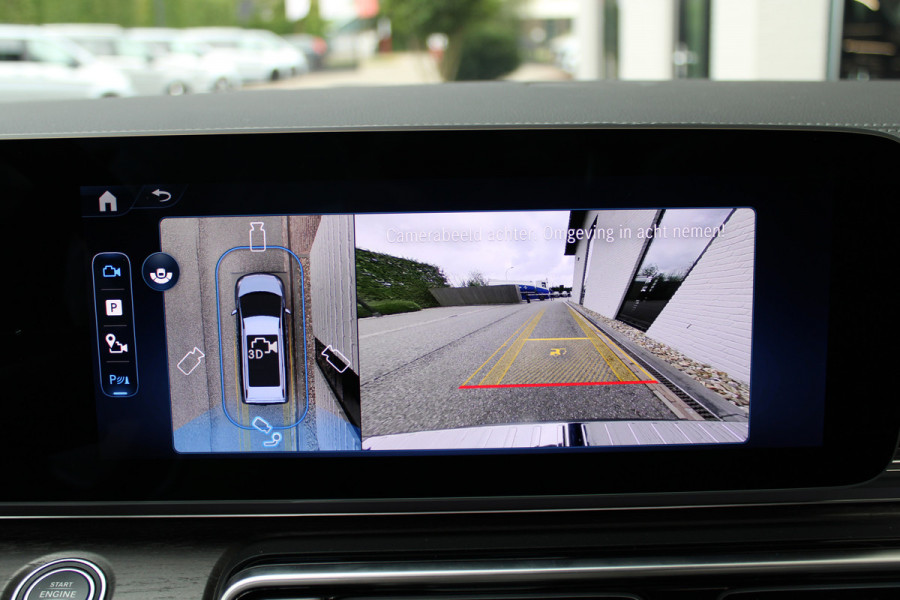 Mercedes-Benz V-Klasse 300d / AMG / DC / 4-Matic / Luchtvering / Pano / 360 Cam / Burmester / Vol Opties / NIEUWSTAAT.