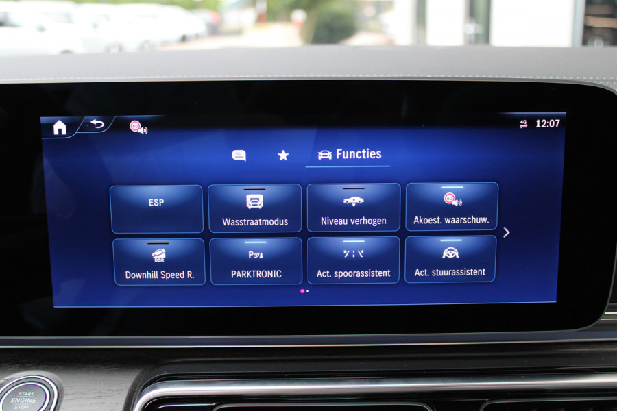 Mercedes-Benz V-Klasse 300d / AMG / DC / 4-Matic / Luchtvering / Pano / 360 Cam / Burmester / Vol Opties / NIEUWSTAAT.