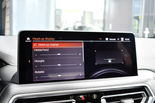 BMW X3 xDrive30e M-Sport M-zetels Pano HUD 360-cam Adp-demping 20inch