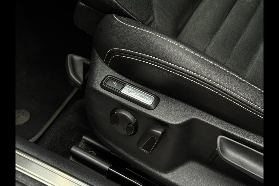 Volkswagen Passat Variant 1.4 TSI PHEV GTE | Camera | Sfeer | Carplay | Halfleder | Massage | Virtual | 1e eig.