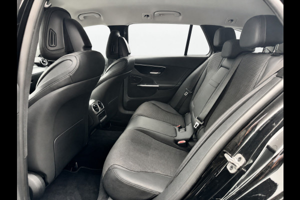 Mercedes-Benz C-Klasse Estate 300 e | Night | Sfeer | Widescreen | 1e eig. | Camera | Carplay | Distronic ACC | Dealer onderhouden