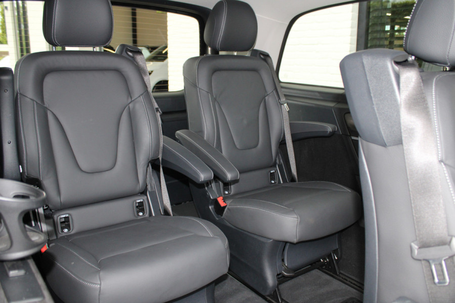 Mercedes-Benz Eqv 300 L3 / Extra Lang / 7-Persoons / 2x Elec Schuifdeur / Burmester / 360 Camera / Vol Opties / NIEUWSTAAT