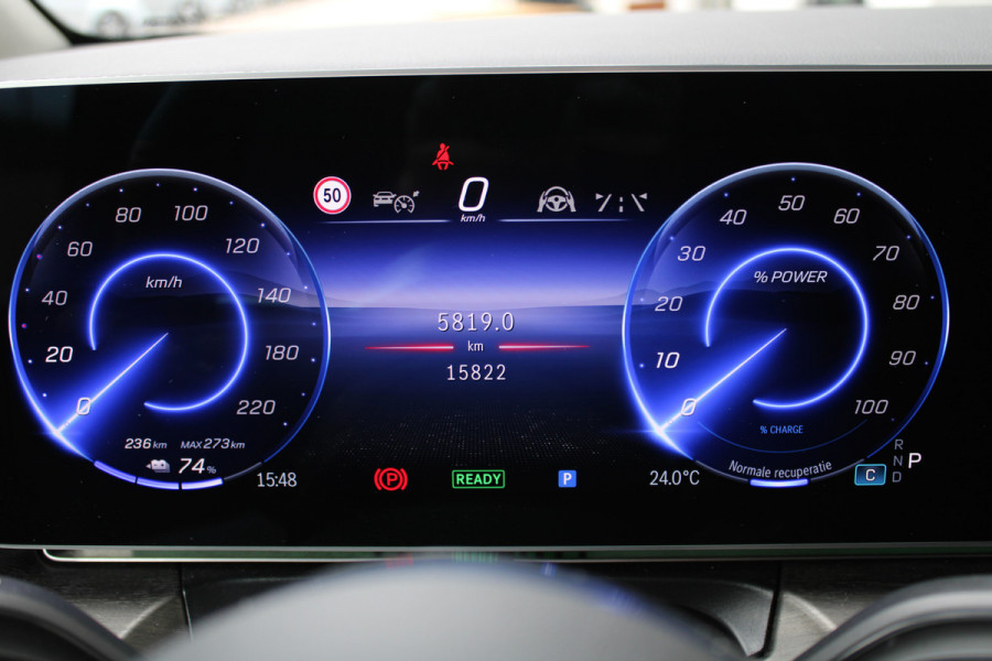 Mercedes-Benz Eqv 300 L3 / Extra Lang / 7-Persoons / 2x Elec Schuifdeur / Burmester / 360 Camera / Vol Opties / NIEUWSTAAT