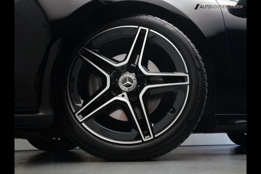 Mercedes-Benz CLA-Klasse Shooting Brake 180 Business Solution AMG (PANORAMA-SCHUIFDAK,SFEERVERLICHTING,,ALCANTARA,STOELVERWARMING)