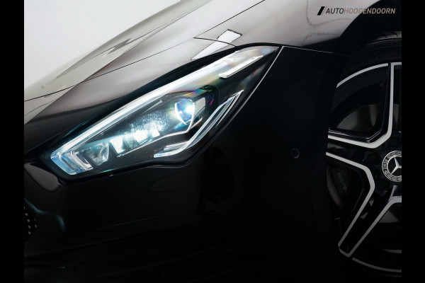 Mercedes-Benz CLA-Klasse Shooting Brake 180 Business Solution AMG (PANORAMA-SCHUIFDAK,SFEERVERLICHTING,,ALCANTARA,STOELVERWARMING)