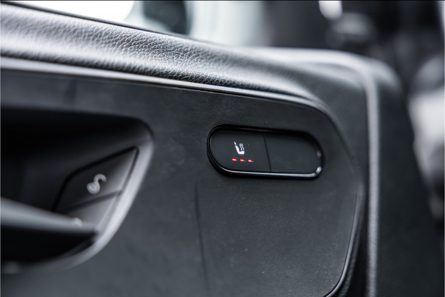 Mercedes-Benz Sprinter 317 1.9 CDI L2H2 | AMG | LED | CarPlay | Camera | Navigatie | Stoelverwarming | Cruise control | Dealer onderhouden | Lederen bekleding | Nieuwe APK | 12 maanden garantie | L2H2