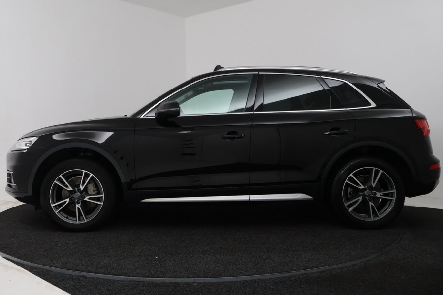 Audi Q5 2.0 TFSI quattro Sport Pro Line S (PANORAMADAK, TREKHAAK WEGKLAPBAAR, STOELVERWARMING, SFEERVERLICHTING)