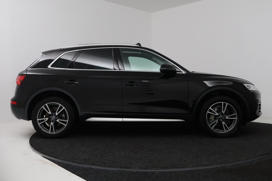 Audi Q5 2.0 TFSI quattro Sport Pro Line S (PANORAMADAK, TREKHAAK WEGKLAPBAAR, STOELVERWARMING, SFEERVERLICHTING)