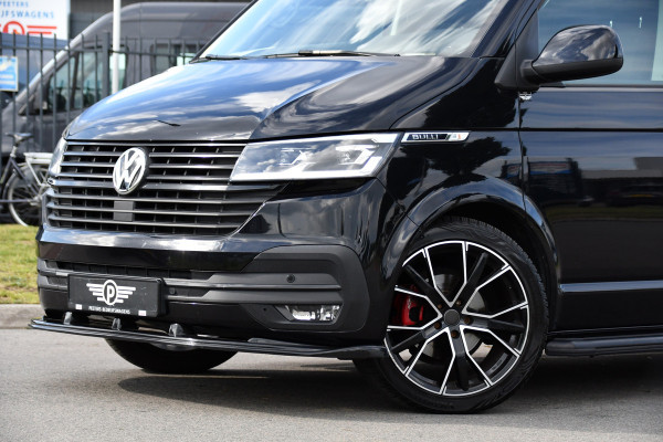 Volkswagen Transporter 2.0 TDI L2H1 30 DC Bulli Black Edition Adaptieve Cruise, Virtual, Camera, Carplay, Stoelverwarming, LED, 2 x Schuifdeur, Automaat, Trekhaak, Sensoren, Uniek!