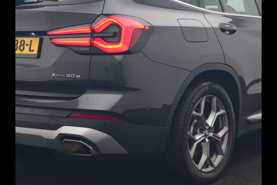 BMW X3 xDrive30e PHEV 293pk Dealer O.H | Panodak | 360 Camera | Adaptive Cruise | Head Up | Lederen Sportstoelen Verwarmd | Keyless | BLIS | Apple Carplay | Navigatie | Virtual | DAB | 19"L.M | Plug In Hybrid |