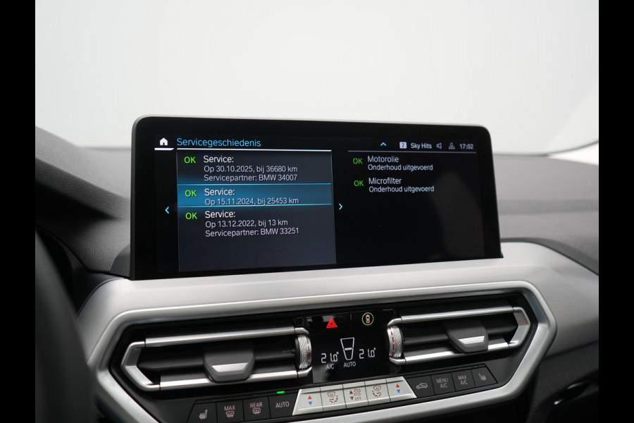 BMW X3 xDrive30e PHEV 293pk Dealer O.H | Panodak | 360 Camera | Adaptive Cruise | Head Up | Lederen Sportstoelen Verwarmd | Keyless | BLIS | Apple Carplay | Navigatie | Virtual | DAB | 19"L.M | Plug In Hybrid |
