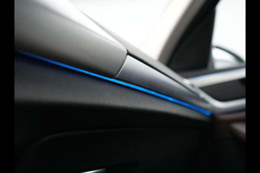 BMW X3 xDrive30e PHEV 293pk Dealer O.H | Panodak | 360 Camera | Adaptive Cruise | Head Up | Lederen Sportstoelen Verwarmd | Keyless | BLIS | Apple Carplay | Navigatie | Virtual | DAB | 19"L.M | Plug In Hybrid |