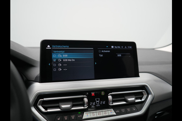 BMW X3 xDrive30e PHEV 293pk Dealer O.H | Panodak | 360 Camera | Adaptive Cruise | Head Up | Lederen Sportstoelen Verwarmd | Keyless | BLIS | Apple Carplay | Navigatie | Virtual | DAB | 19"L.M | Plug In Hybrid |