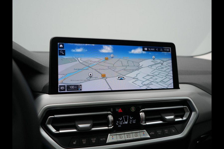 BMW X3 xDrive30e PHEV 293pk Dealer O.H | Panodak | 360 Camera | Adaptive Cruise | Head Up | Lederen Sportstoelen Verwarmd | Keyless | BLIS | Apple Carplay | Navigatie | Virtual | DAB | 19"L.M | Plug In Hybrid |