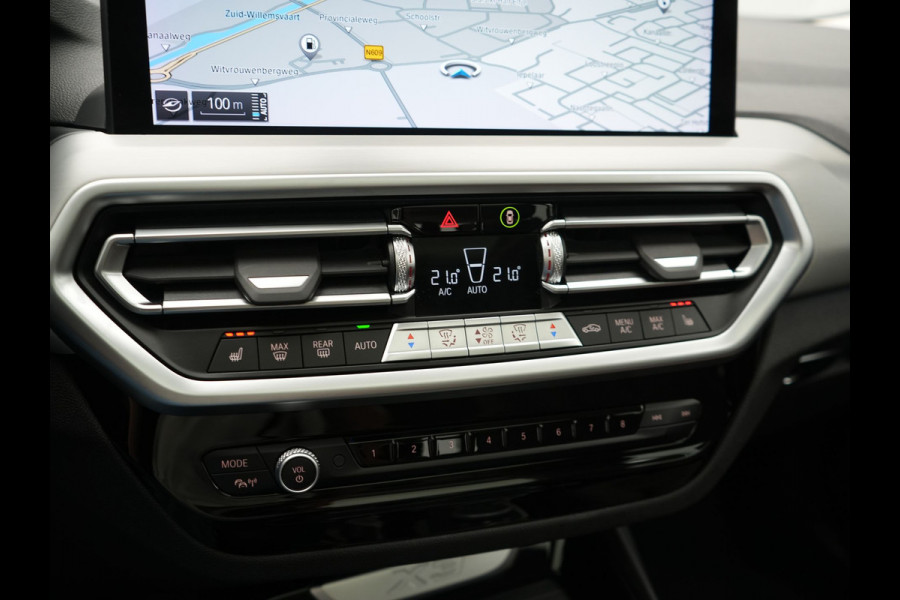 BMW X3 xDrive30e PHEV 293pk Dealer O.H | Panodak | 360 Camera | Adaptive Cruise | Head Up | Lederen Sportstoelen Verwarmd | Keyless | BLIS | Apple Carplay | Navigatie | Virtual | DAB | 19"L.M | Plug In Hybrid |