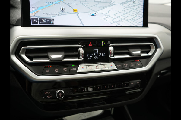 BMW X3 xDrive30e PHEV 293pk Dealer O.H | Panodak | 360 Camera | Adaptive Cruise | Head Up | Lederen Sportstoelen Verwarmd | Keyless | BLIS | Apple Carplay | Navigatie | Virtual | DAB | 19"L.M | Plug In Hybrid |