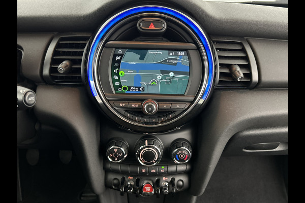 MINI Cooper 3-Drs 1.5 Essential Facelift Digital Cockpit/Carplay/Navi/Keyless entry/Park.sens