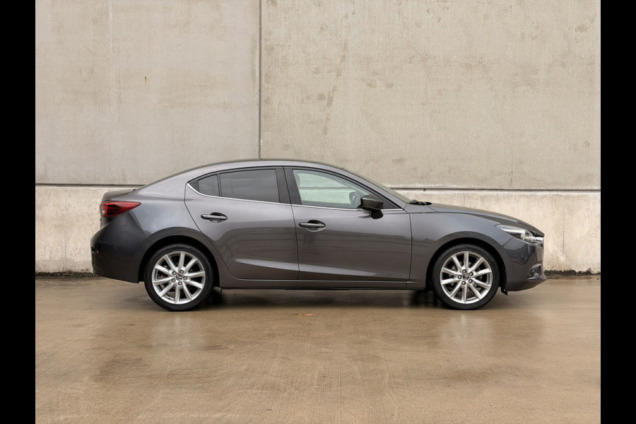 Mazda 3 Sedan 2.0 SkyActiv-G Leder HUD 18' Camera Keyless Navi Cruise Clima