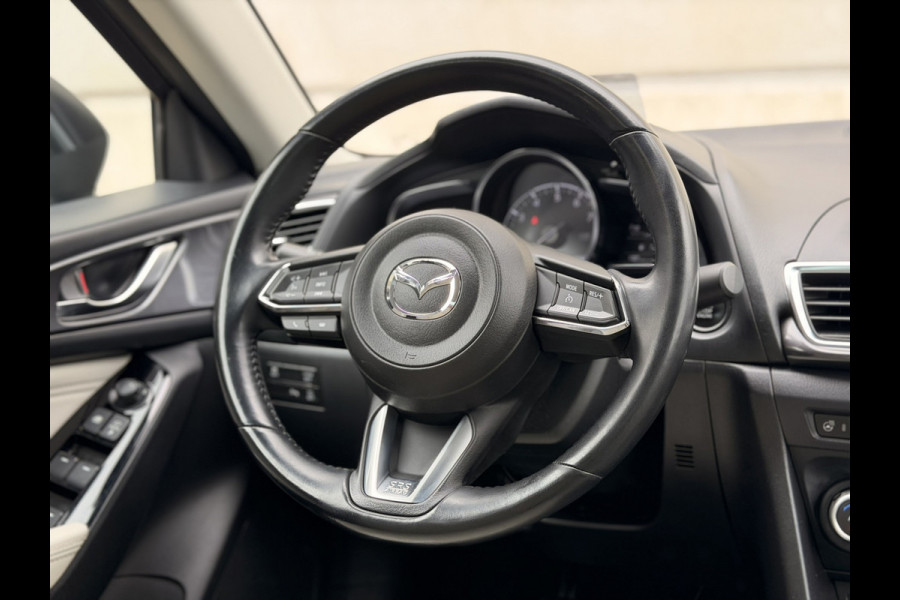 Mazda 3 Sedan 2.0 SkyActiv-G Leder HUD 18' Camera Keyless Navi Cruise Clima