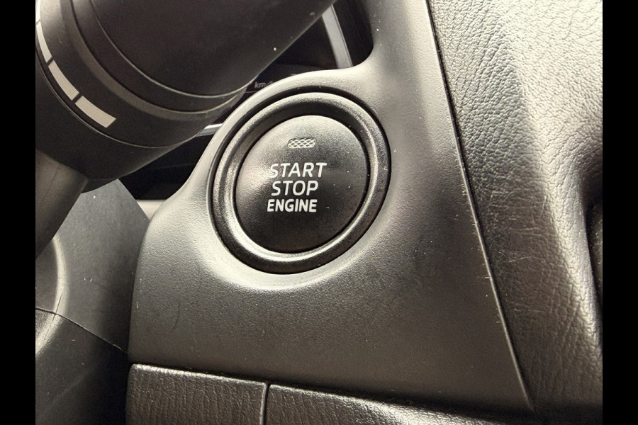 Mazda 3 Sedan 2.0 SkyActiv-G Leder HUD 18' Camera Keyless Navi Cruise Clima