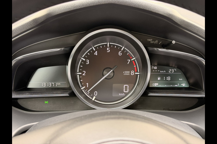 Mazda 3 Sedan 2.0 SkyActiv-G Leder HUD 18' Camera Keyless Navi Cruise Clima