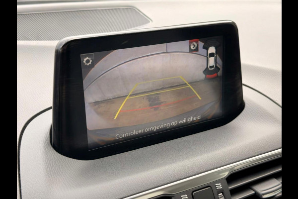 Mazda 3 Sedan 2.0 SkyActiv-G Leder HUD 18' Camera Keyless Navi Cruise Clima