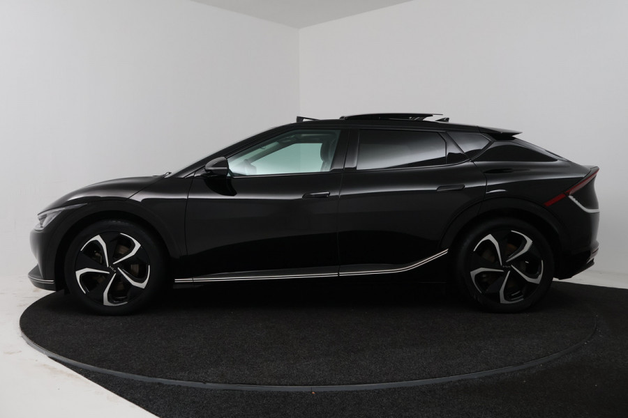 Kia Ev6 Plus Advanced 77.4 kWh (PANORAMADAK, STUUR-/STOELVERWARMING, SFEERVERLICHTING, MERIDIAN, EIGENAAR, MEMORY, AUTOPILOT)